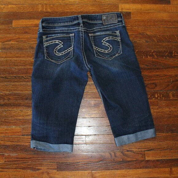 🍁5/$25🎃 Silver Lola jean capris Size W28 - Picture 2 of 5